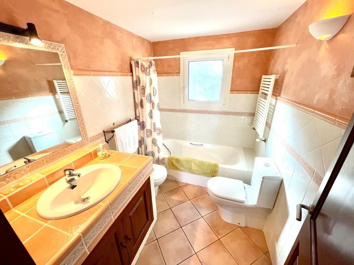 Villa es cau à Manacor  Extérieur photo